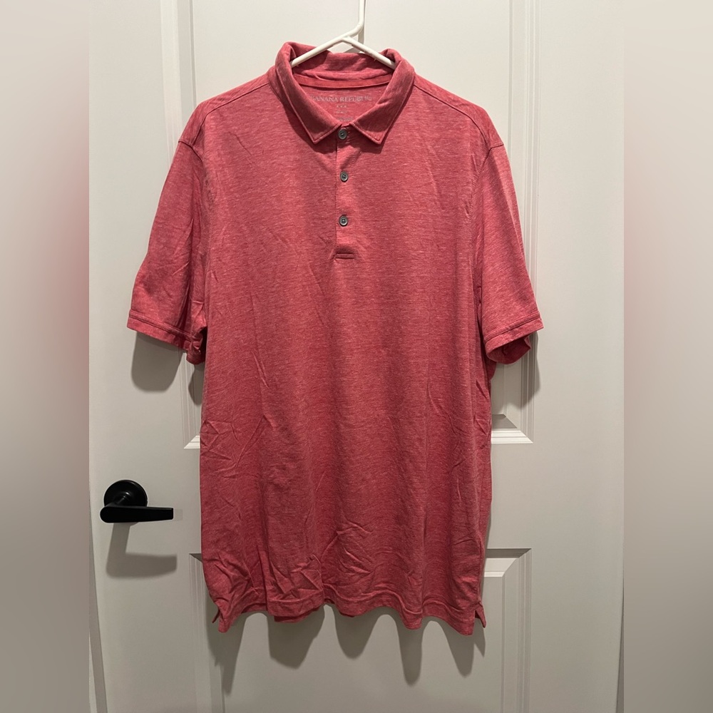 Banana Republic Men's Polo Shirt in Heathered Red